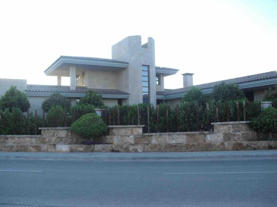 Villa De Lujo Con Piscina, Jacuzzi, Jardin Y Terraza Marratxi Exterior photo