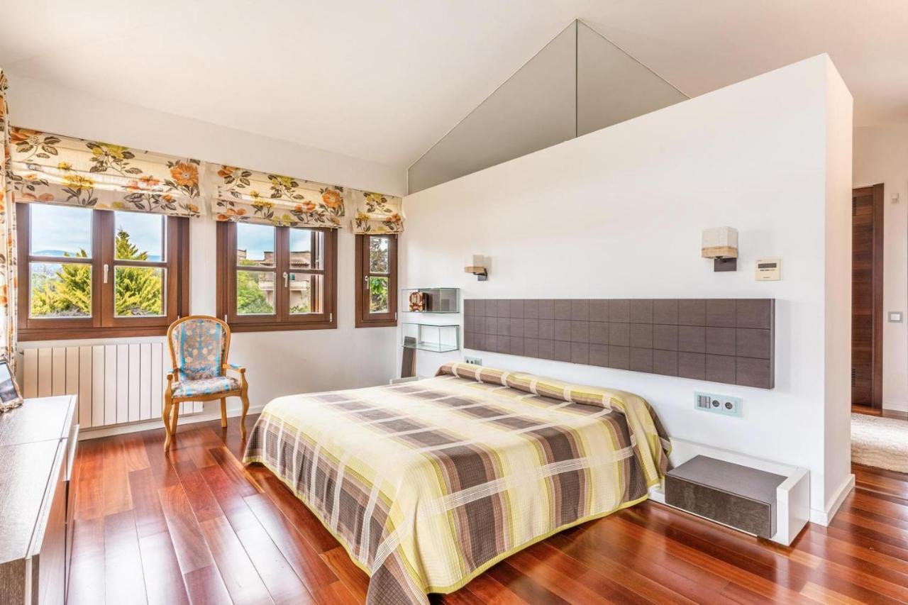 Villa De Lujo Con Piscina, Jacuzzi, Jardin Y Terraza Marratxi Exterior photo